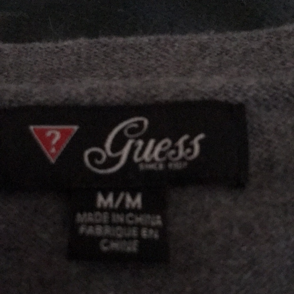 Guess Half zip up - Picture 2 of 2